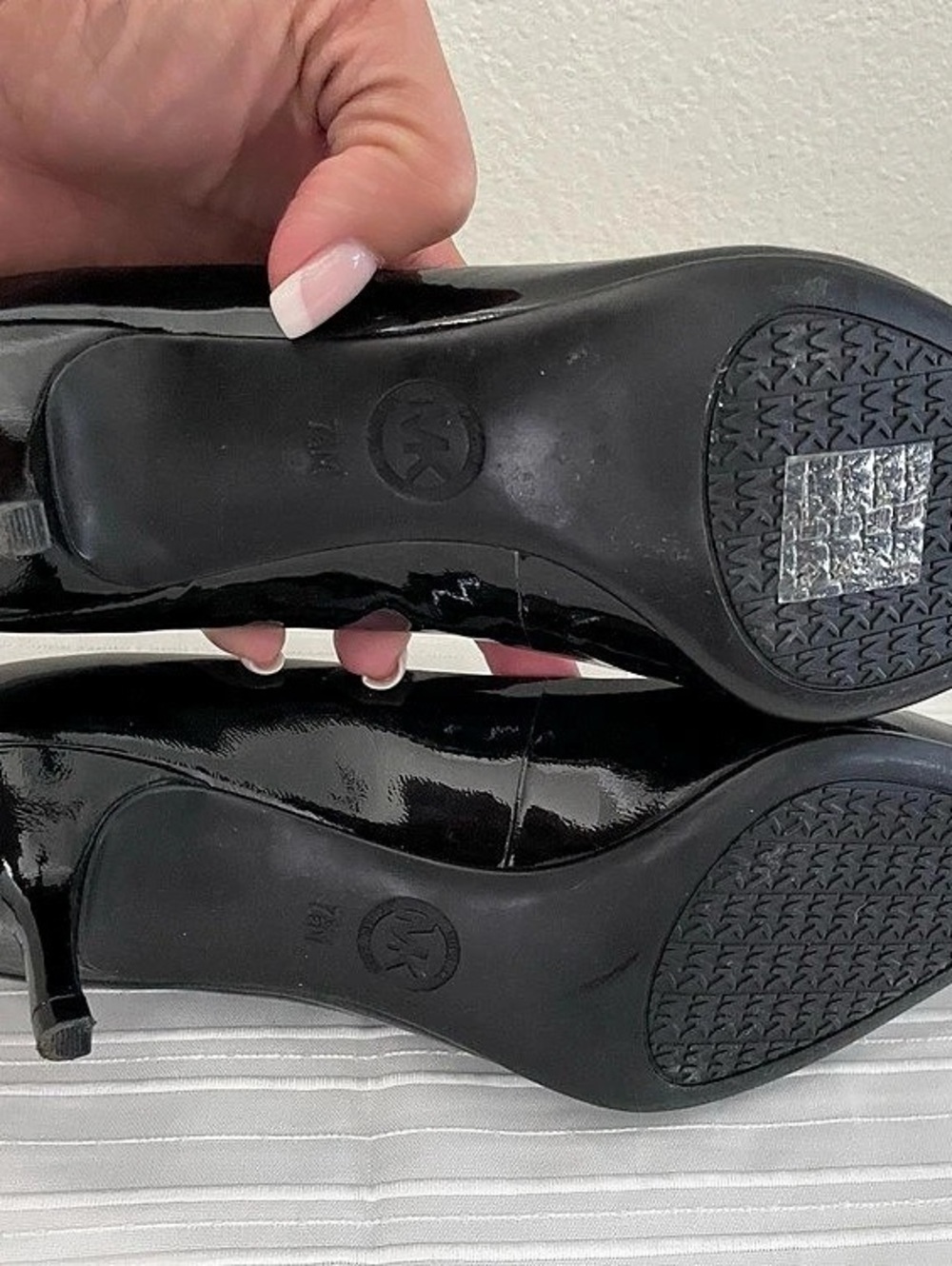 Michael Kors Flex Kitten-Heel Pump Black Pointed-Toe Pumps 7.5 - Picture 10 of 11